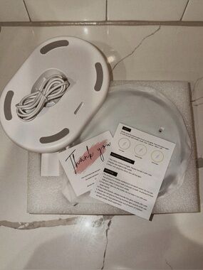 5/$25 ✨LED Lighted Vanity Mirror - White